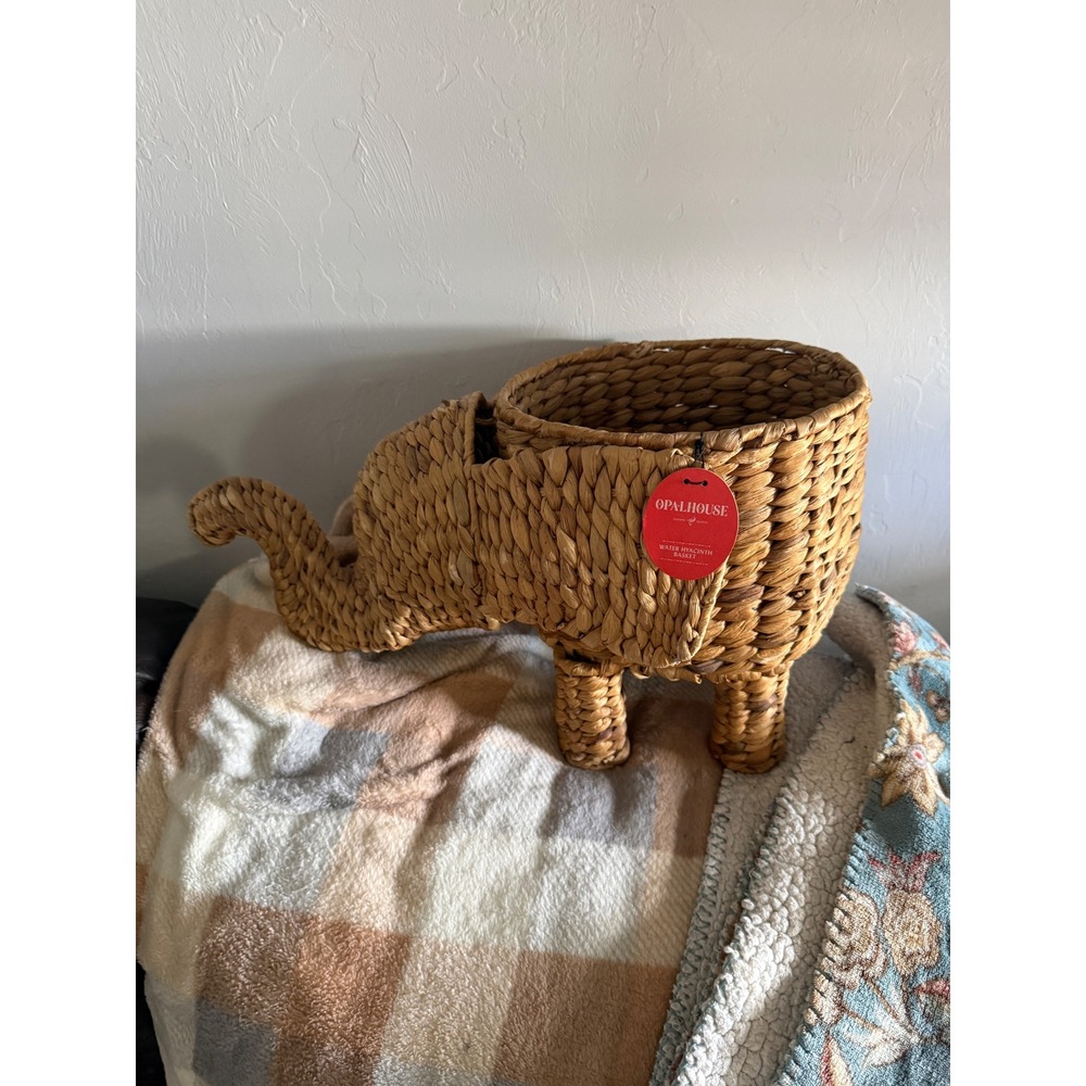 Opalhouse Elephant Water Hyacinth Basket Natural Woven Storage Boho Nursery New - Picture 6 of 6